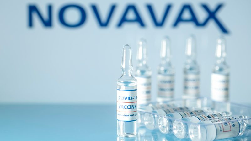 Novavax sẽ giao những liều vắc xin đầu tiên cho EU vào quý 4 năm 2021. Hãng dược này cũng đang xúc tiến hoàn thành việc nộp dữ liệu vắc xin để EU phê duyệt trước khi giao hàng.