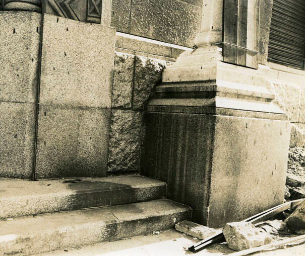 Do đó, bất cứ người nào hay các đồ vật như xe đạp, ô tô nằm trong khu vực có nhiệt độ cao như trên đều bị sức nóng đó thiêu đốt và phá hủy.