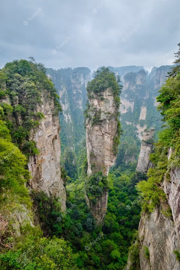 Theo sử sách, tấm bia đá trên từng được dùng như một loại dược liệu. Minh Thành Tổ từng mắc căn bệnh bí ẩn. Dù được các ngự y trong cung dốc sức chữa trị nhưng không thể chữa khỏi.