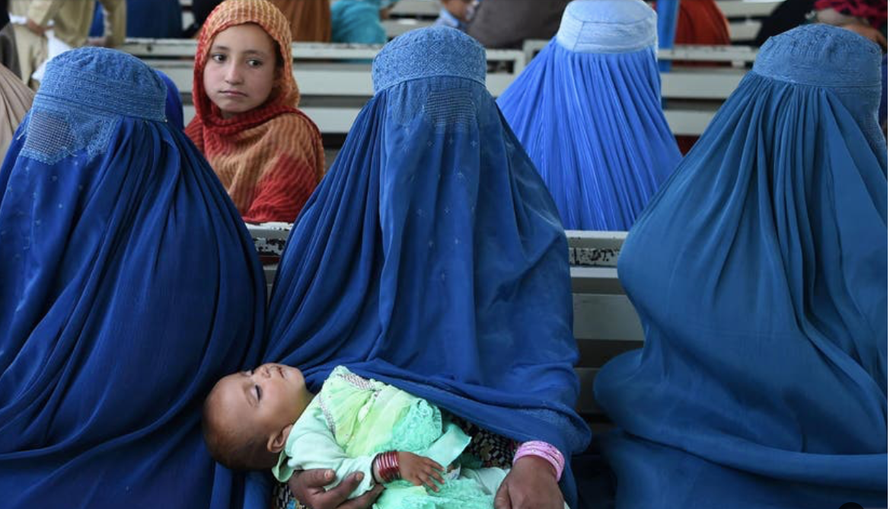 Taliban tuyen bo hop tac voi quoc te tai thiet dat nuoc