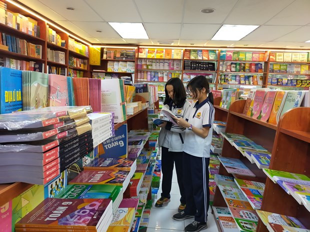 De nghi cac dia phuong tao dieu kien de phat hanh sach giao khoa