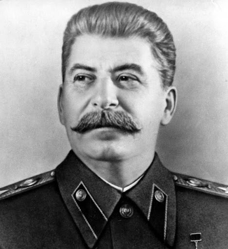 Cuộc hôn nhân thứ hai của nhà lãnh đạo Stalin và bà Nadezhda kéo dài 12 năm. Vào năm 1931, người vợ thứ 2 của nhà lãnh đạo Liên Xô qua đời.