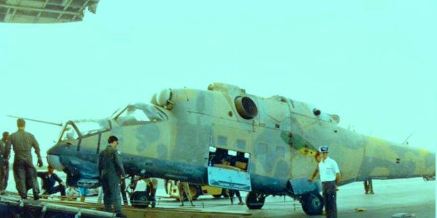 Do đó, chính quyền Moscow cung cấp cho những nước này một số trang thiết bị quân sự. Libya là một trong số những quốc gia có quan hệ thân thiết với Liên Xô. Vì vây, một số máy bay của Liên Xô như MiG và Sukhoi được chính quyền Moscow bán cho.