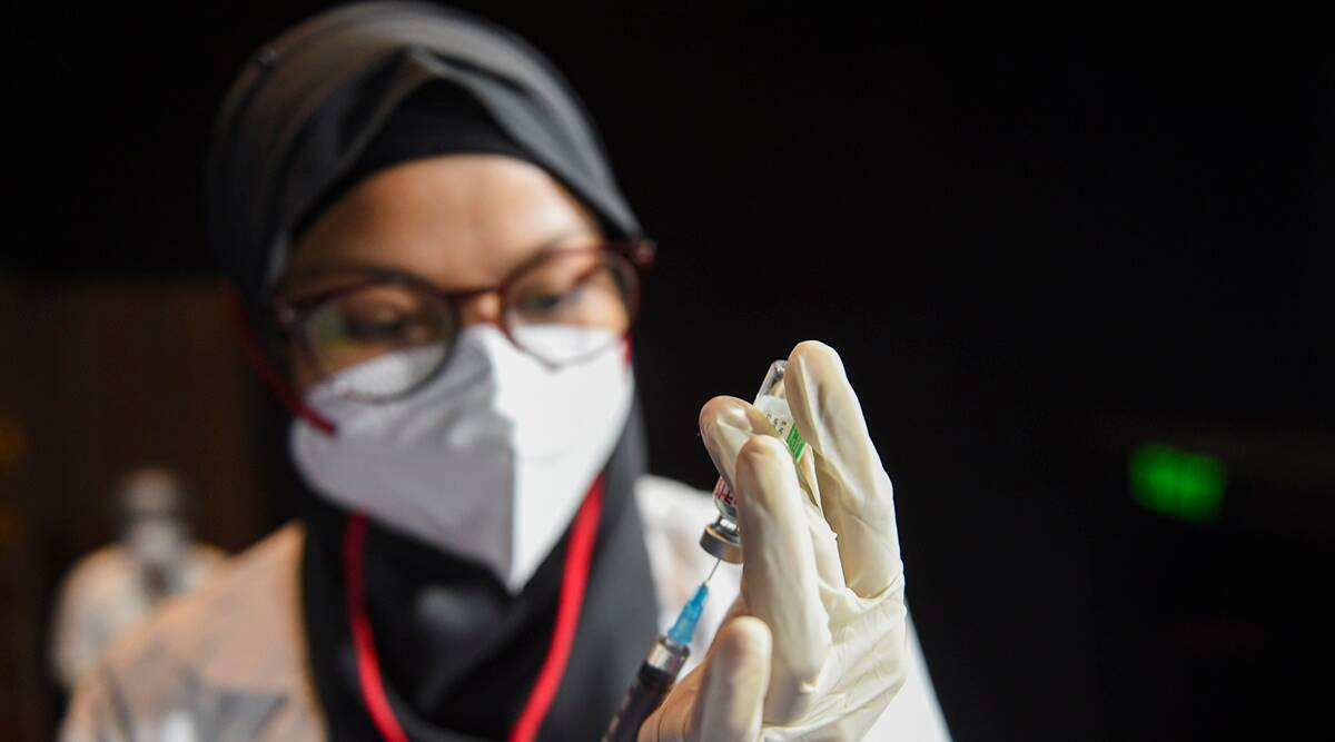 Không giống hầu hết những loại vắc xin COVID-19 khác đang được sử dụng trên thế giới, ZyCoV-D được triển khai với 3 liều tiêm cách nhau 28 ngày và cho hiệu quả chống lại biến thể Delta khoảng 66%.