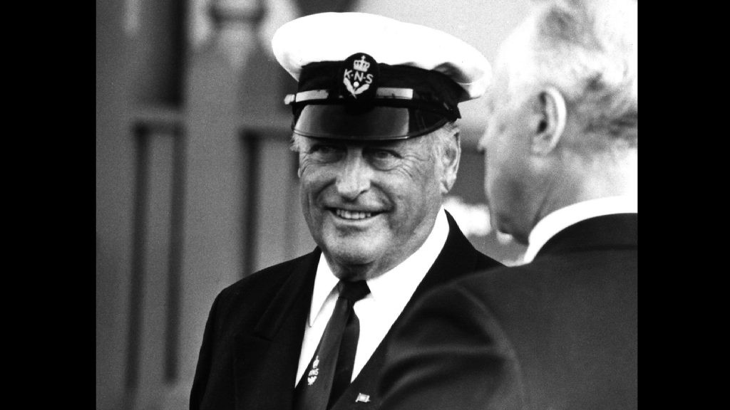 Không những vậy, mật vụ Mỹ còn thiết lập hệ thống an ninh dày đặc xung quanh ngôi nhà để các thành viên trong gia đình thái tử Olav không gặp bất cứ nguy hiểm nào.