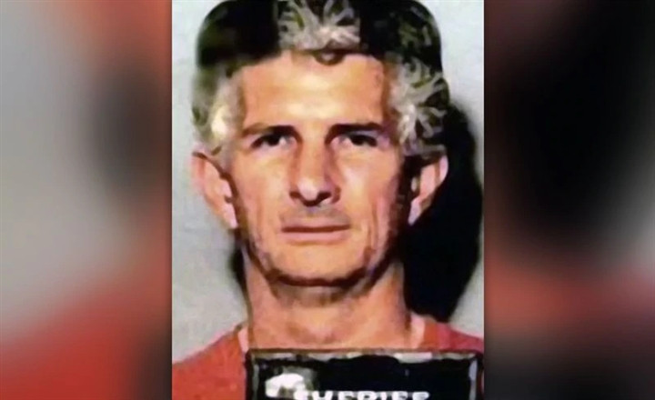 Chính quá khứ "đen tối" này khiến Charles Albright trở thành "quái vật" giết người, cướp đôi mắt của các nạn nhân. Với những tội ác đã gây ra, gã bị đưa ra xét xử và nhận bản án tù chung thân. Hiện kẻ sát nhân này thụ án tại nhà giam ở Lubbock, Texas.