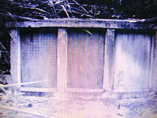 Từ đây, các chuyên gia tìm hiểu các sử liệu và phát hiện trong Tống sử có ghi Hoàng Thường sinh khoảng năm 1043 và qua đời năm 1130. Ông là người Nam Bình - Phúc Kiến và thi đỗ tiến sĩ đệ nhất đời Tống Thần Tông (năm 1072).