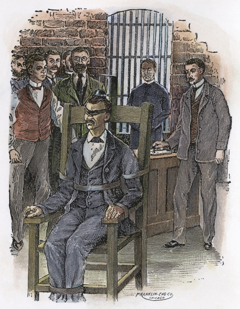 Truyền thông đưa tin về vụ xử tử tù nhân đầu tiên bằng ghế điện khiến nhiều người dân phản đối việc thực hiện phương thức rùng rợn này. Dù vấp phải sự phản đối của một bộ phận dư luận nhưng giới chức trách Mỹ không hủy bỏ luật hành quyết bằng ghế điện.