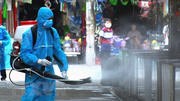 Phun khu khuan chong COVID-19 chi duoc thuc hien khi nao?