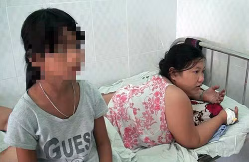 Hoan canh xot xa cua be gai bi me tam xang dot-Hinh-2