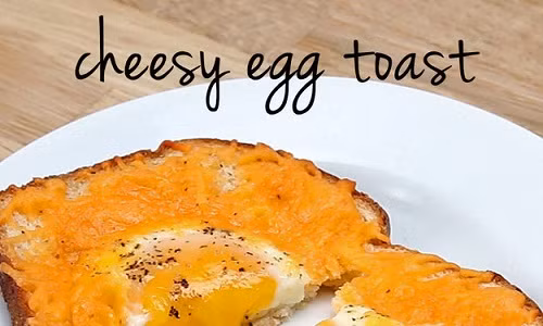 Cảm nhận hương vị ngọt ngào từ chiếc bánh mỳ trứng nướng thơm ngon.