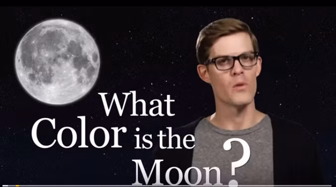 Mặt trăng có màu gì?
