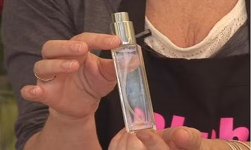 Tự làm nước hoa thơm phức an toàn tại nhà.