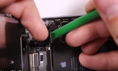 Cách thay pin iPhone dễ dàng nhất.
