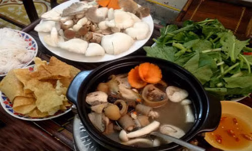 Món lẩu đuôi bò la hán quả ngon lạ. Ảnh minh họa: Internet.