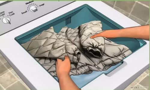 Áo khoác cần được giặt đúng cách để bền lâu.