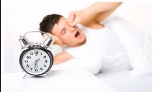 Thức dậy sớm vào buổi sáng thường rất khó khăn.