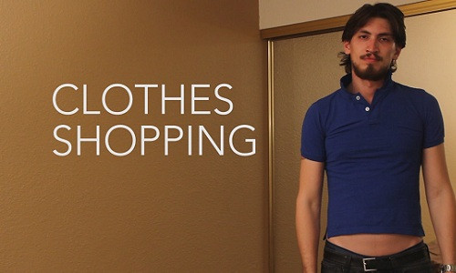 Mua sắm quần áo cho người cao thực sự là việc khó khăn.