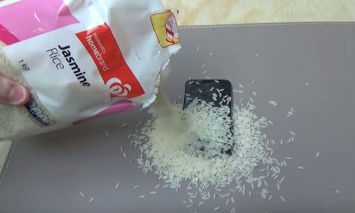 Xử lý khi Iphone dính nước.