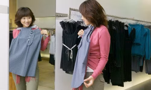 Phụ nữ thường mắc sai lầm trong việc phối đồ.