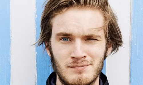 Pewdiepie – xuất sắc giành vị trí số 1 năm 2015.