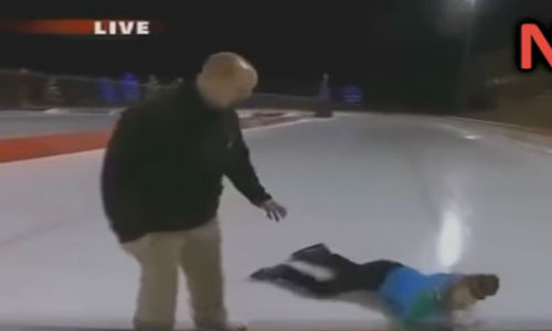 Những pha ngã hài hước.