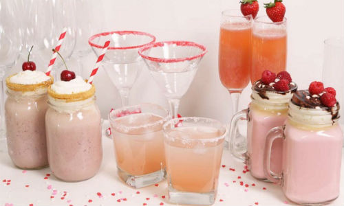 Đồ uống nhân ngày Valentine.