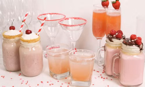 Đồ uống nhân ngày Valentine.