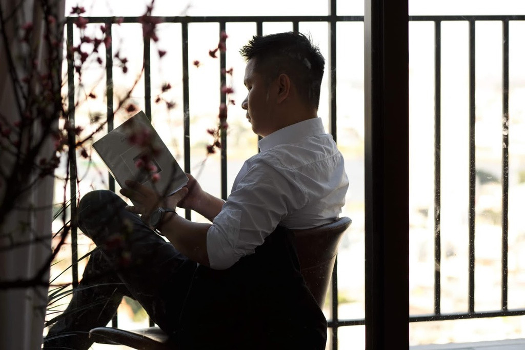 Ngoài ra, căn hộ vẫn giữ được những không gian đón không khí và ánh nắng tự nhiên, tạo cảm giác thoáng đãng. 