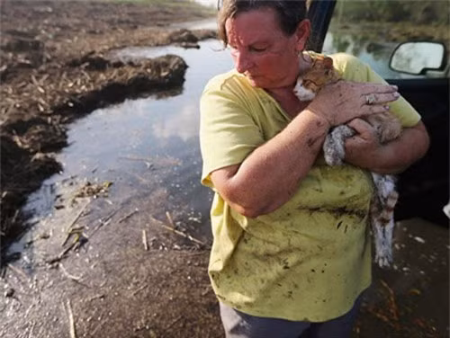 Người đàn bà 5 lần mất tổ ấm vì bão