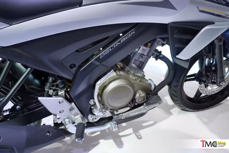 Vixion 2017 vẫn tiếp tục sử dụng kết cấu khung nhôm Deltabox như thế hệ trước, kèm động cơ 4 kỳ xi-lanh đơn SOHC 4 van 149,8 cc. Động cơ này đem tới cho chiếc xe công suất tối đa 16,3 mã lực tại 8500 rpm và mô-men xoắn cực đại 14,5 Nm tại 7500 rpm - lớn hơn một chút so với thế hệ trước.