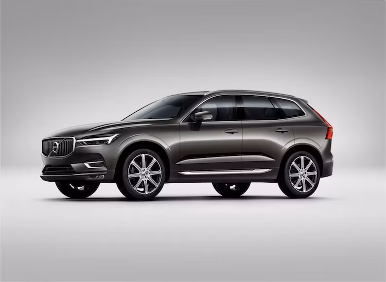 Ở thế hệ đầu tiên, mẫu xe crossover Volvo XC60 đã cực kỳ thành công khi trong 9 năm, nó đã luôn giữ danh hiệu chiếc crossover hạng trung cao cấp bán chạy nhất châu Âu và bán được hơn 1 triệu chiếc trên toàn Thế giới. Với thế hệ Volvo XC60 mới nhất vừa được ra mắt tại triển lãm Geneva hồi tháng 3, Volvo đang muốn lặp lại lịch sử thành công của phiên bản đầu tiên.