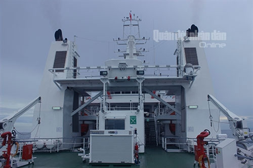 Tàu có lượng giãn nước đến 2.200 tấn. Tàu hoạt động trong thời tiết sóng gió cấp 12, thời gian hoạt động liên tục trên biển là 40 ngày đêm, tầm hoạt động là 5.000 hải lý.