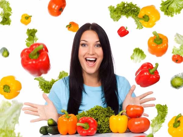 Chế độ ăn uống. Kiểm soát chế độ ăn uống bằng cách tiêu thụ các loại thực phẩm lành mạnh, hạn chế thực phẩm nhiều dầu mỡ, nước giải khát và rượu góp phần giảm thiểu lượng calo cho cơ thể, đồng thời giảm lượng mỡ tích tụ ở chân.