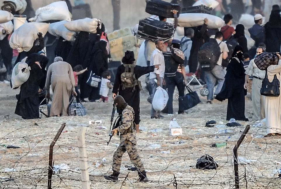 IS that thu o Tel Abyad, gioi buon nguoi kho lam an-Hinh-2