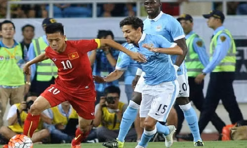 Van Quyet am 300 trieu nho “xe luoi” Man City