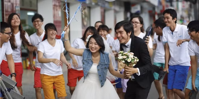 Cùng nhau trải qua những ngày tháng gian khổ, Ngọc Lan và Hoàng Anh thêm yêu nhau hơn. Họ trân trọng những vấp ngã đã qua và cùng hứa sẽ nắm chặt tay nhau trong chặng đường phía trước.