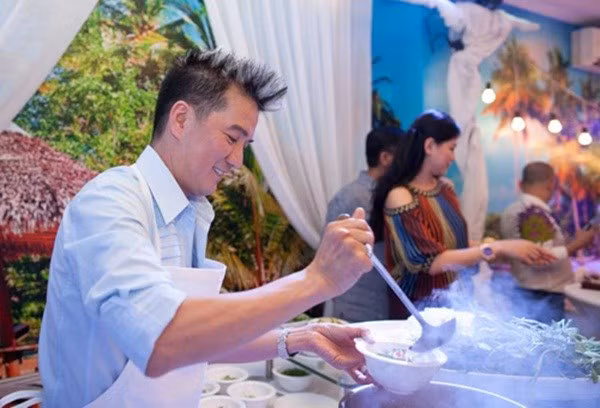 Nhung sao nam Viet lam ong chu vua dep trai lai dam dang-Hinh-2