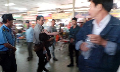 Khoc, ngat, ngu gat cho mua ve xe ve que an Tet-Hinh-13