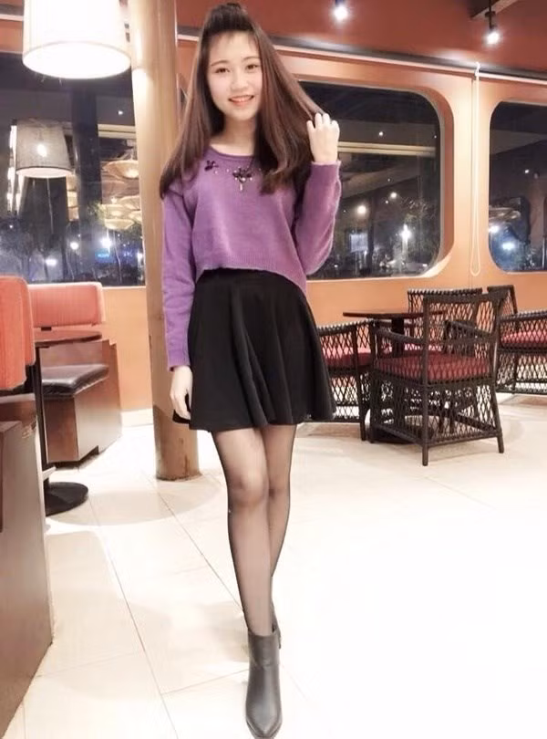 Co giao tieu hoc Ha Noi xinh nhu hoa gay bao Facebook-Hinh-6