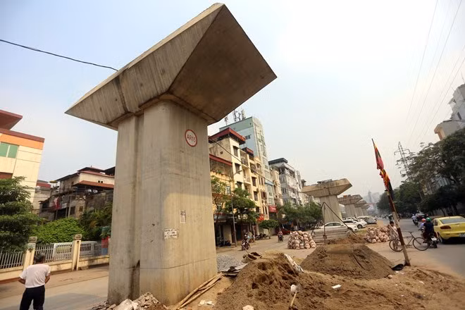 Cảnh duong sat tren cao hoen gi khién nguòi Hà Nọi sọ-Hinh-4