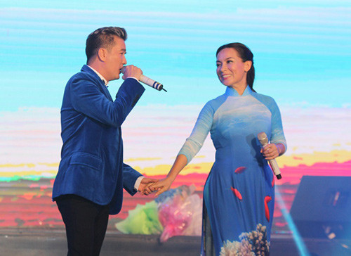 “Co dau 8 tuoi” Phi Nhung khien nguoi xem phat cuong-Hinh-3