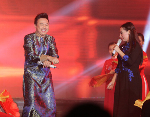 “Co dau 8 tuoi” Phi Nhung khien nguoi xem phat cuong-Hinh-6