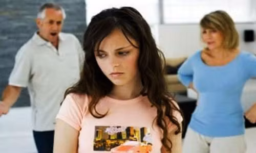 La doi bo chong soi moi con dau tu chuyen... gam xuong