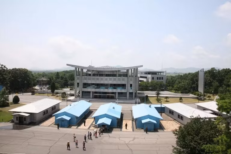 Khu vực An ninh Chung (JSA) nằm ở lõi khu phi quân sự Triều Tiên-Hàn Quốc.