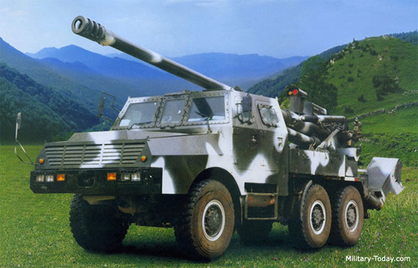 Vị trí thứ 8 thuộc về hệ thống pháo SH-1 do Trung Quốc sản xuất, trang bị pháo 155mm chuẩn NATO đạt tầm bắn tối đa đến 53km với đạn trợ lực tăng tầm V-LAP, dự trữ đạn 25 viên. Dù có tầm bắn ấn tượng, tuy nhiên việc thiếu các thông số rõ ràng tầm bắn trung bình, tốc độ bắn, khả năng bảo vệ kíp lái khiến SH-1 bị "coi nhẹ". Nguồn ảnh: Military-Today