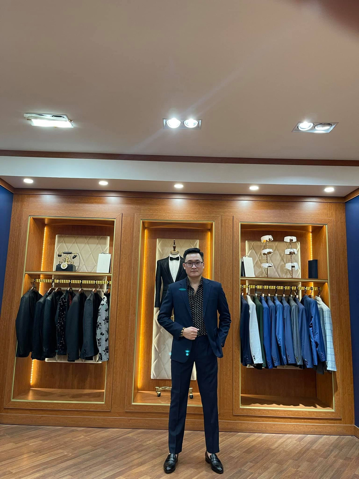 Sau quá trình chăm chỉ tập luyện, Tiến Đạt đã có thân hình cân đối với chiều cao 1,84 m và nặng 75 kg.