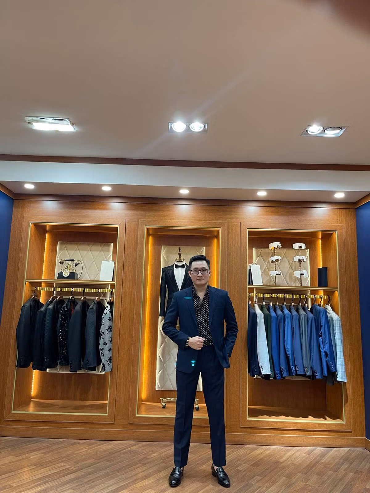 Sau quá trình chăm chỉ tập luyện, Tiến Đạt đã có thân hình cân đối với chiều cao 1,84 m và nặng 75 kg.