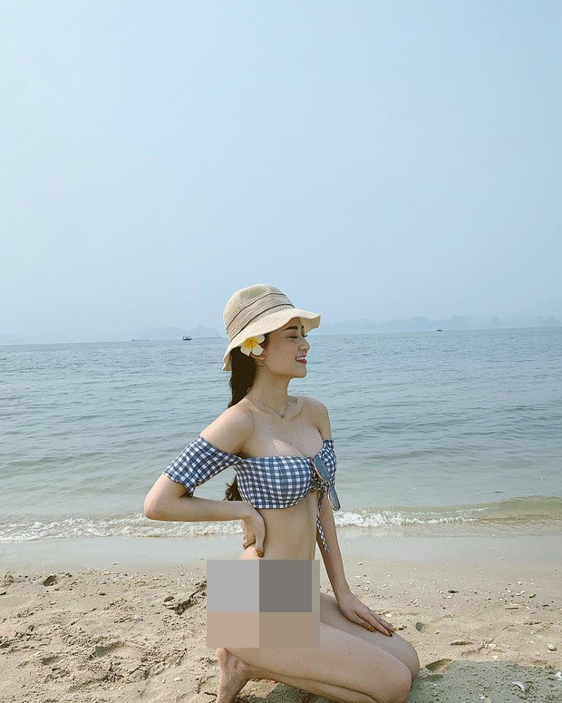 Mặc dù đã sở hữu thân hình thon gọn nhưng gái xinh 23 tuổi vẫn có niềm đam mê với photoshop để có bức ảnh hoàn hảo hơn.