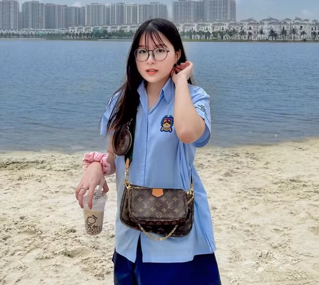 Xinh xắn, tài năng và giàu có nên Chao đang là cái tên trong thế hệ Gen Z nổi tiếng bậc nhất hiện nay.